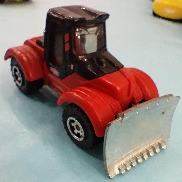 Bundle Hot Wheels Chevy, Matchbox Plow, John Deere Skid Steer Loader - Picture 9 of 10